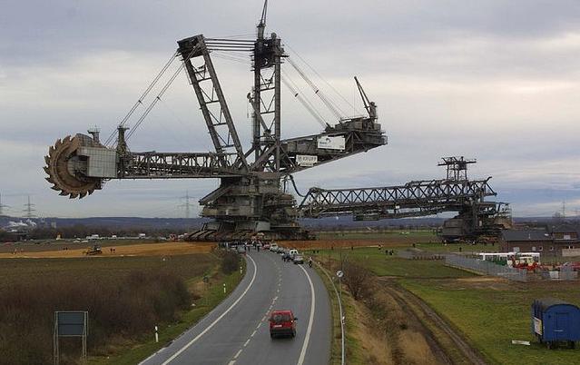 Bagger 293 Bucket-Wheel Excavator machine