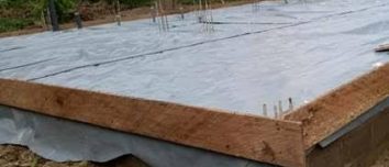 Damp Proof membrane before oversight concrete
